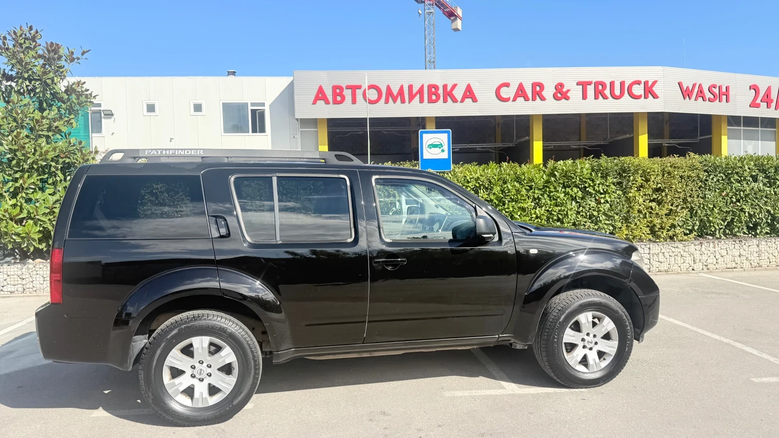 Nissan Pathfinder Автоматик , снимка 3 - Автомобили и джипове - 56068604