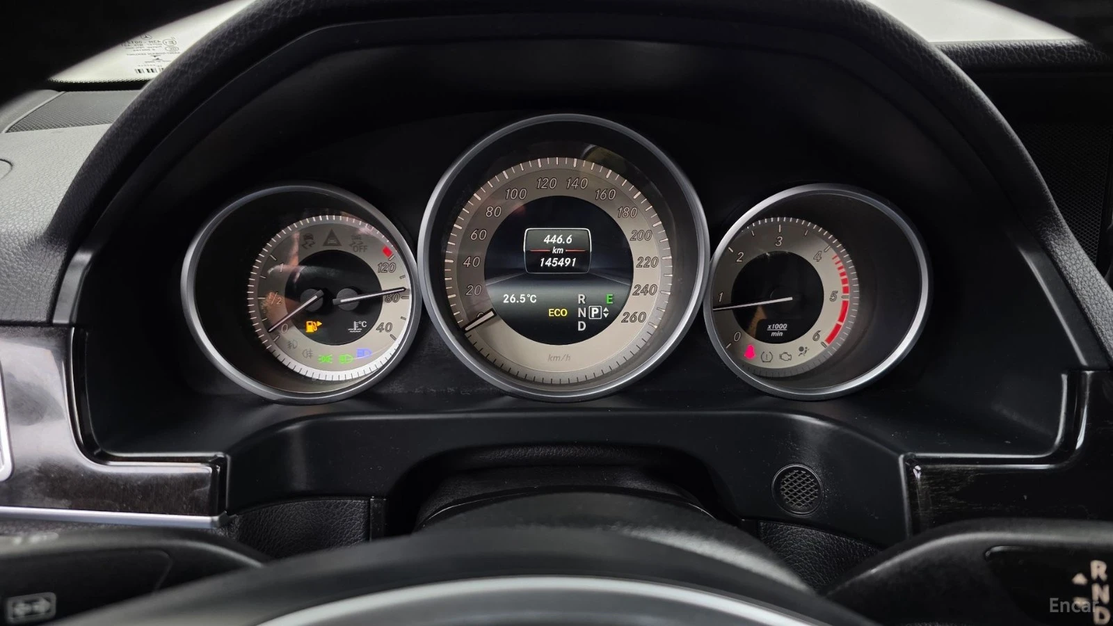 Mercedes-Benz E 220 Avantgarde, снимка 8 - Автомобили и джипове - 56112053