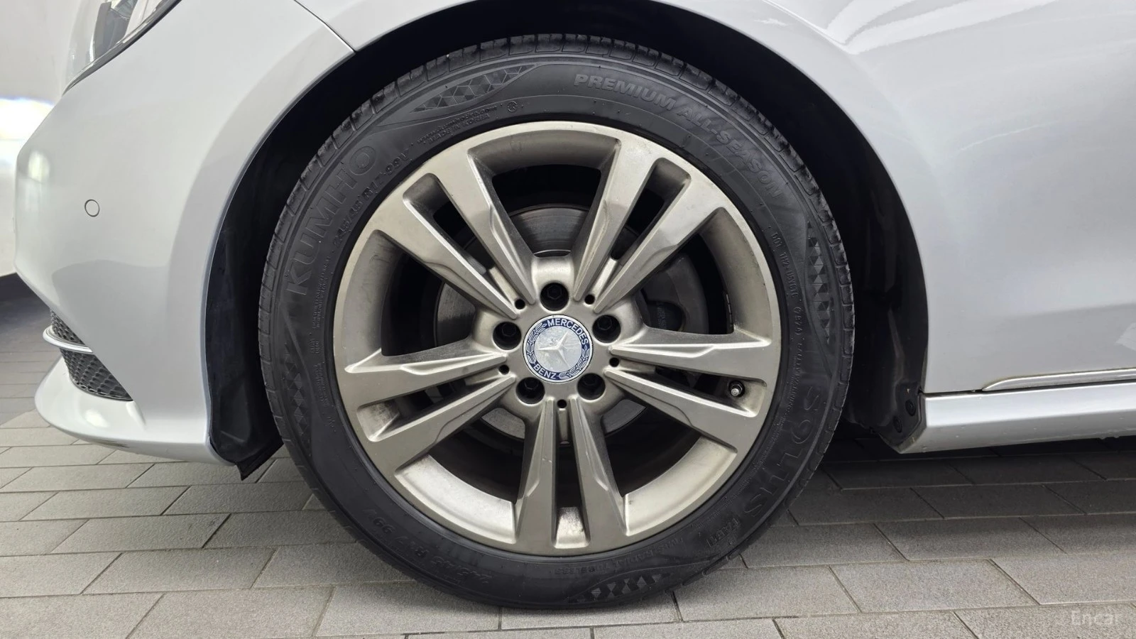 Mercedes-Benz E 220 Avantgarde, снимка 5 - Автомобили и джипове - 56112053