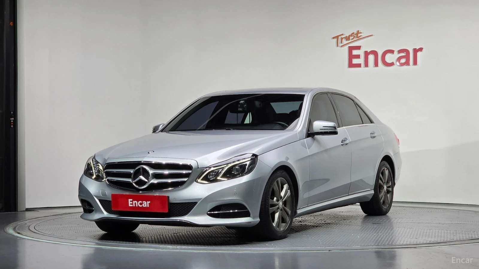 Mercedes-Benz E 220 Avantgarde