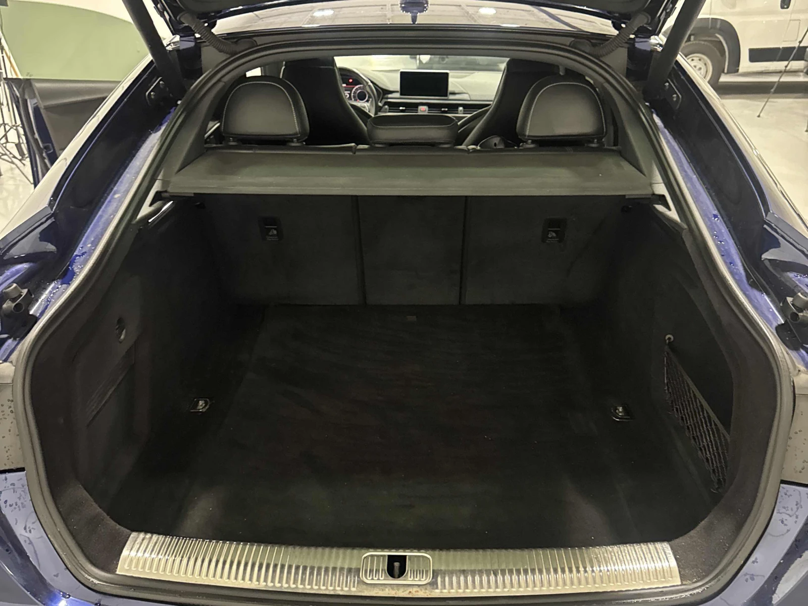 Audi S5 Technik / 360 / Dis / Hud / B&O / Carfax, снимка 16 - Автомобили и джипове - 56150970