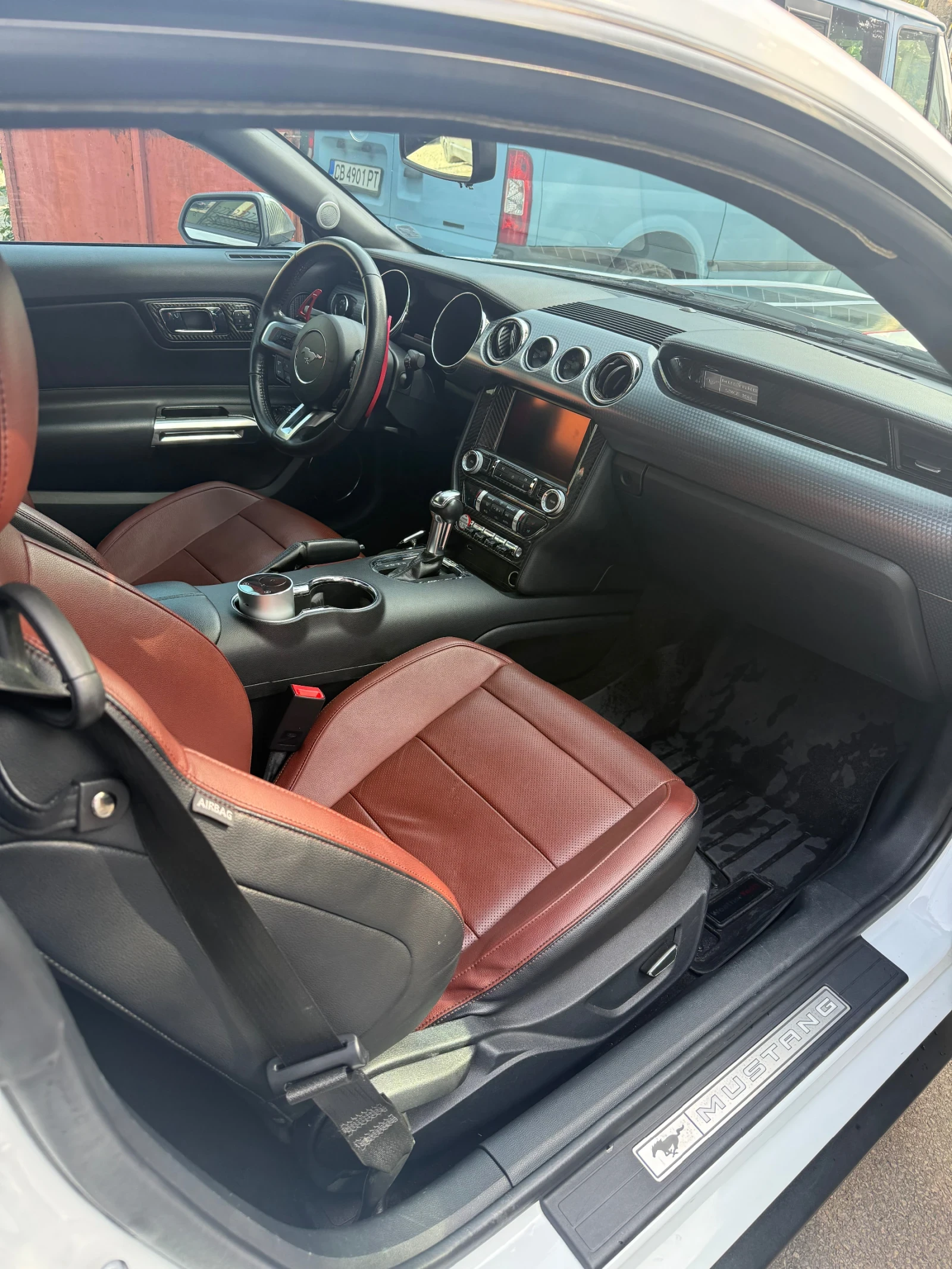 Ford Mustang 2.3 premium performance package, снимка 5 - Автомобили и джипове - 56394339