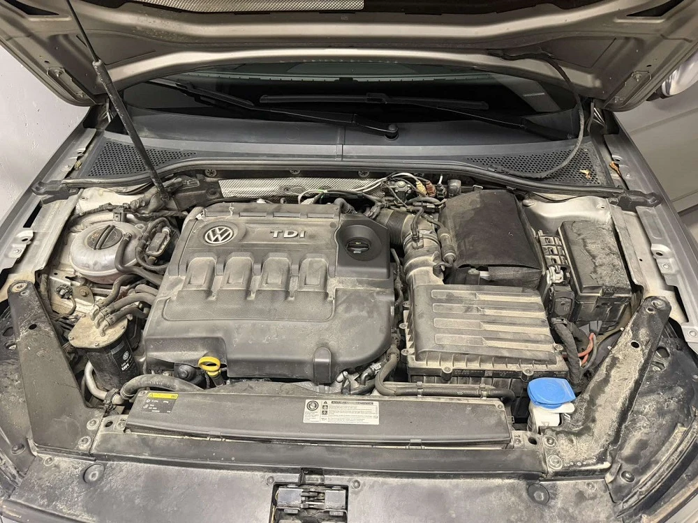 VW Passat Alltrack 2.0TDI 4Motion, снимка 11 - Автомобили и джипове - 56394438