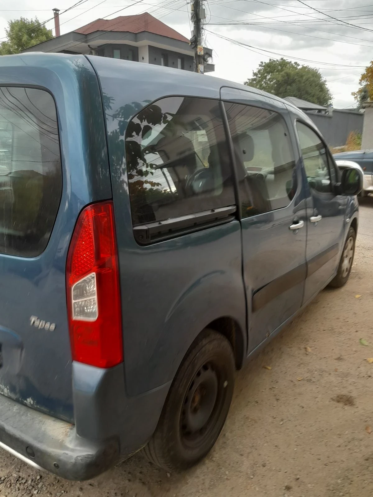 Peugeot Partner 1.6 HDI, снимка 10 - Автомобили и джипове - 56431667