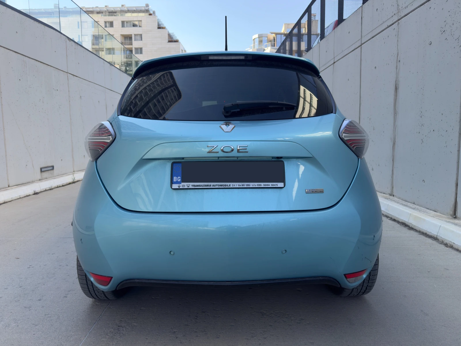 Renault Zoe, снимка 12 - Автомобили и джипове - 56515966