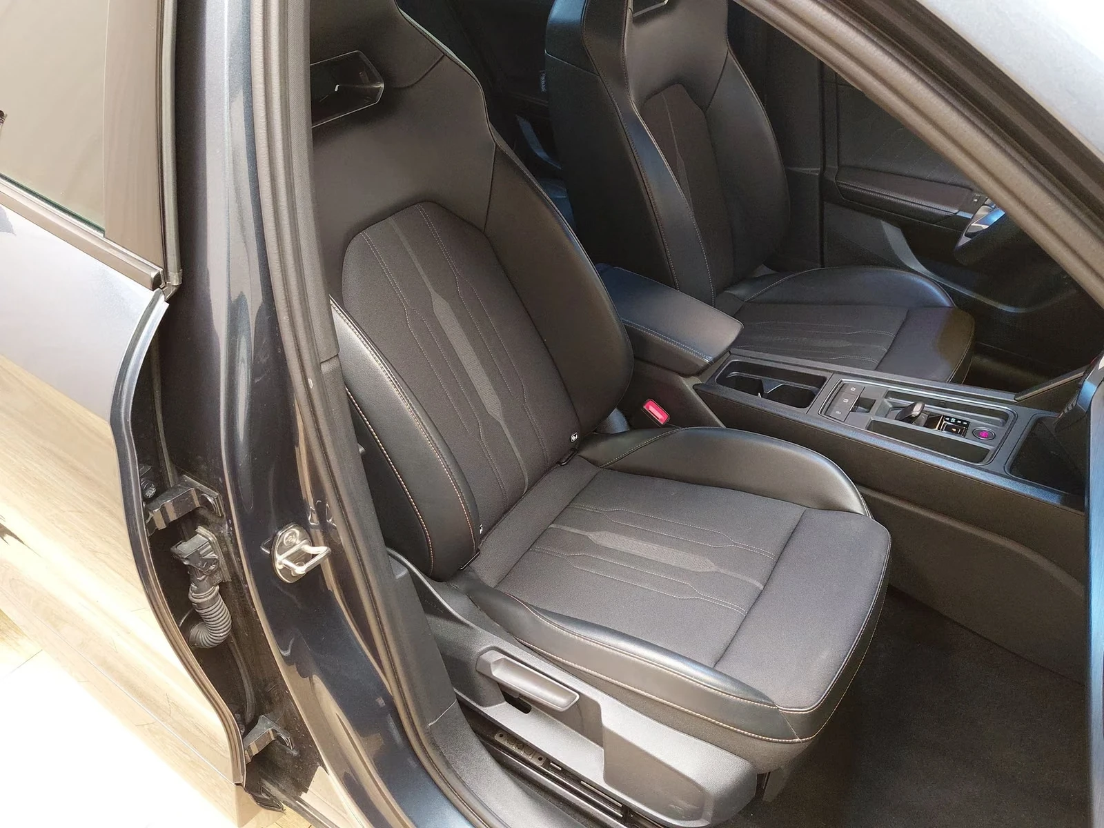 Cupra Formentor VZ/1.4 PHEV/245HP/LEATHER/CAM/LED/NAVI/369h | Mobile.bg � ����������� 12