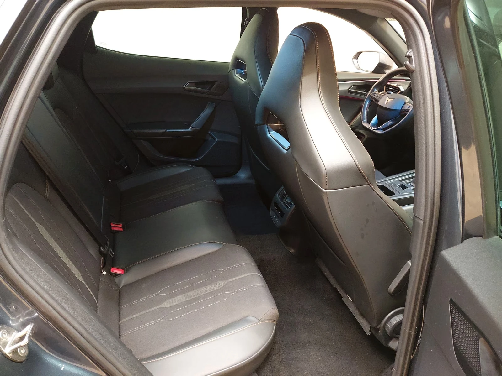 Cupra Formentor VZ/1.4 PHEV/245HP/LEATHER/CAM/LED/NAVI/369h | Mobile.bg � ����������� 10