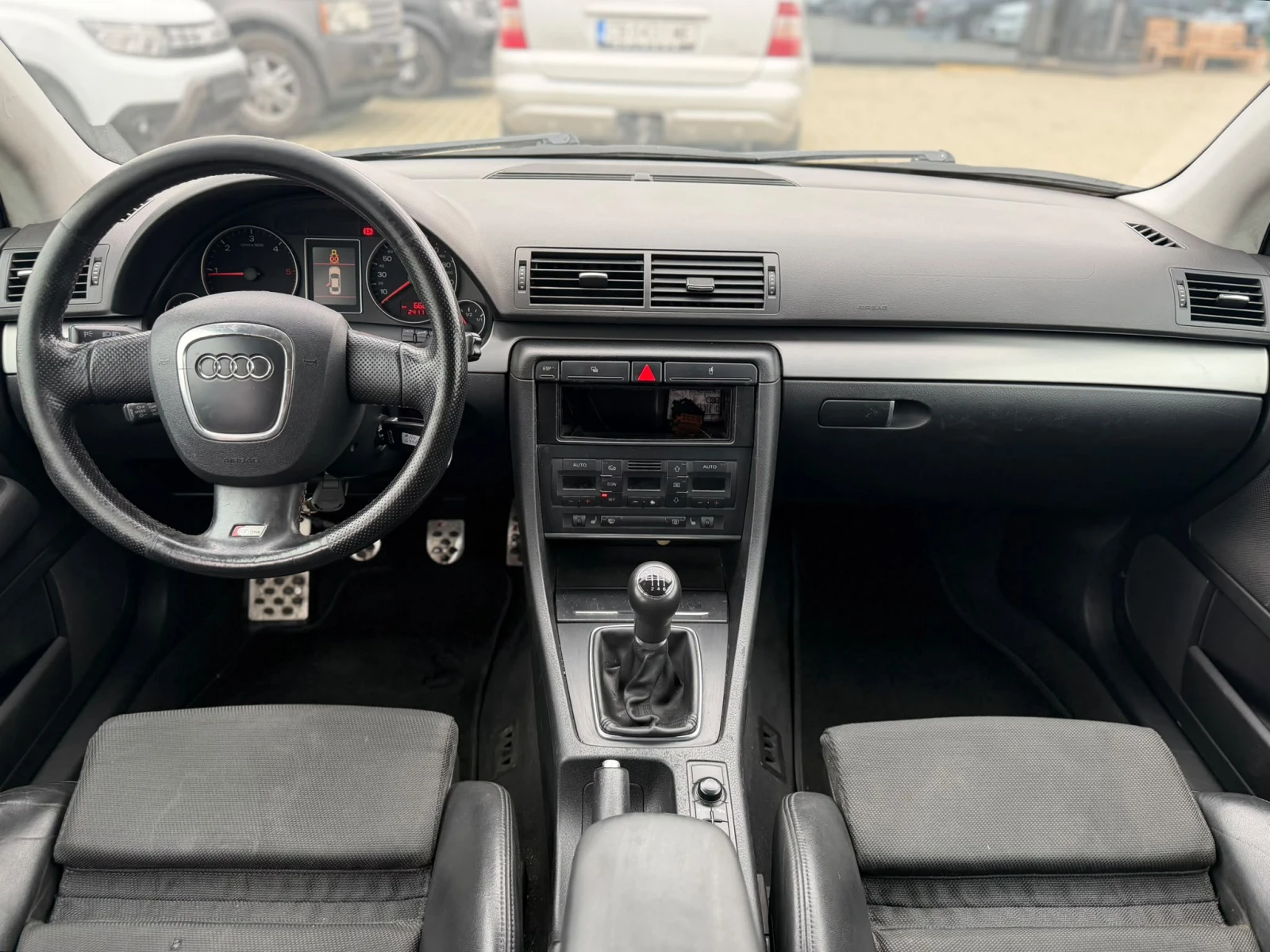 Audi A4 / 2.0D / 140HP / S-LINE /, снимка 12 - Автомобили и джипове - 56659750
