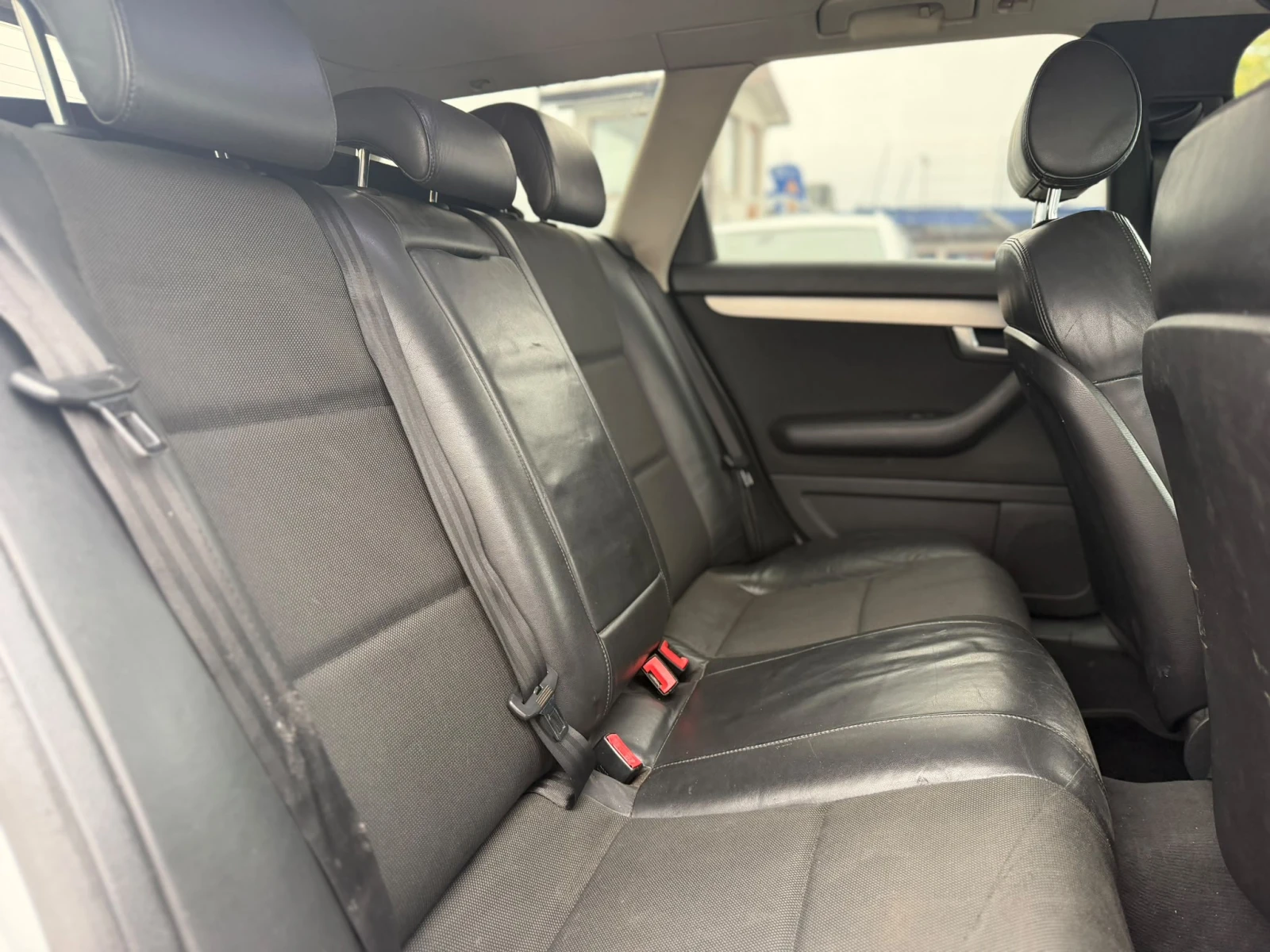 Audi A4 / 2.0D / 140HP / S-LINE /, снимка 10 - Автомобили и джипове - 56659750