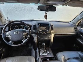 Toyota Land cruiser 200 V8, снимка 9