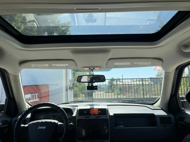 Jeep Patriot, снимка 16 - Автомобили и джипове - 52634189