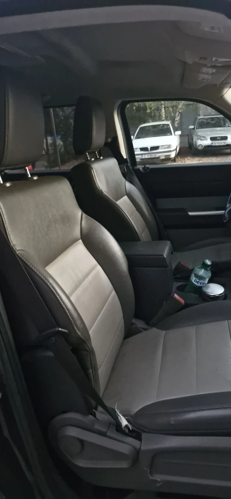 Dodge Nitro 2.8, снимка 10 - Автомобили и джипове - 52439178