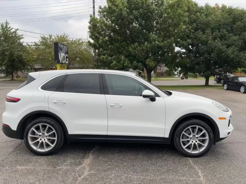 Porsche Cayenne 2020 S * CARFAX * БЕЗ ПЪРВОНАЧАЛНА ВНОСКА, снимка 5 - Автомобили и джипове - 52793670