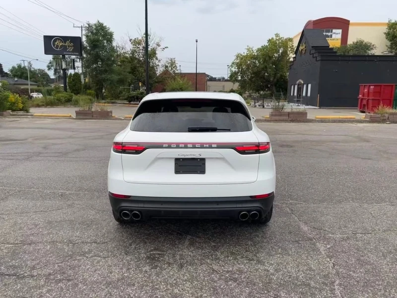 Porsche Cayenne 2020 S * CARFAX * БЕЗ ПЪРВОНАЧАЛНА ВНОСКА, снимка 7 - Автомобили и джипове - 52793670