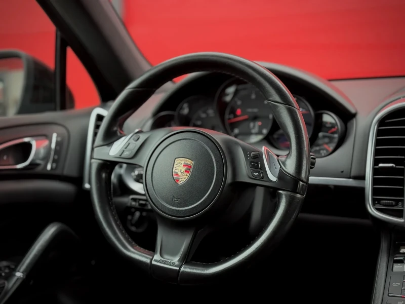Porsche Cayenne, снимка 10 - Автомобили и джипове - 52892921