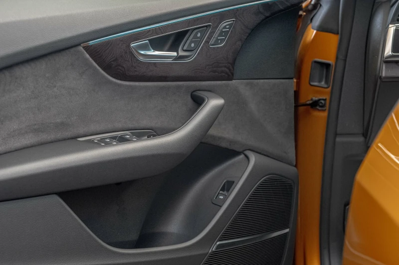 Audi Q8 50TDI/Bang&Olufsen/Обдухване/Дистроник/Камера/, снимка 10 - Автомобили и джипове - 53102824