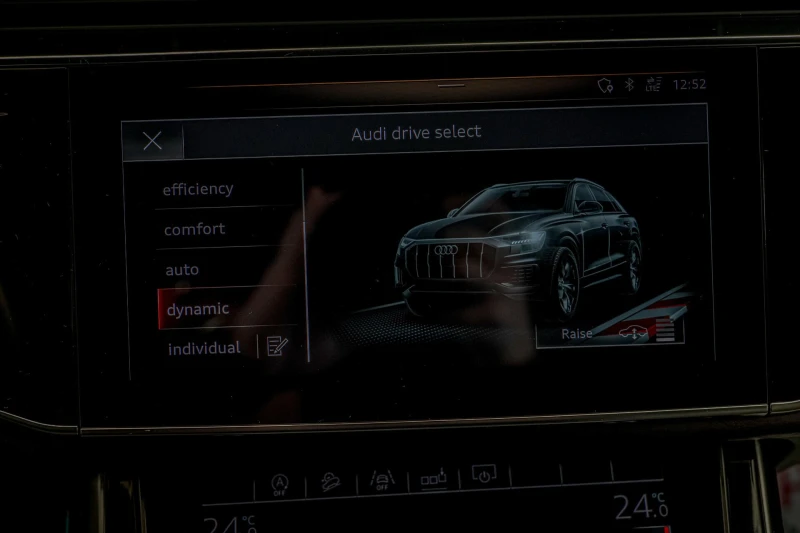 Audi Q8 50TDI/Bang&Olufsen/Обдухване/Дистроник/Камера/, снимка 13 - Автомобили и джипове - 53102824