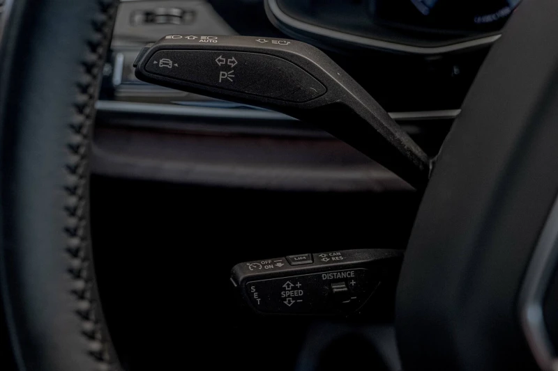 Audi Q8 50TDI/Bang&Olufsen/Обдухване/Дистроник/Камера/, снимка 14 - Автомобили и джипове - 53102824