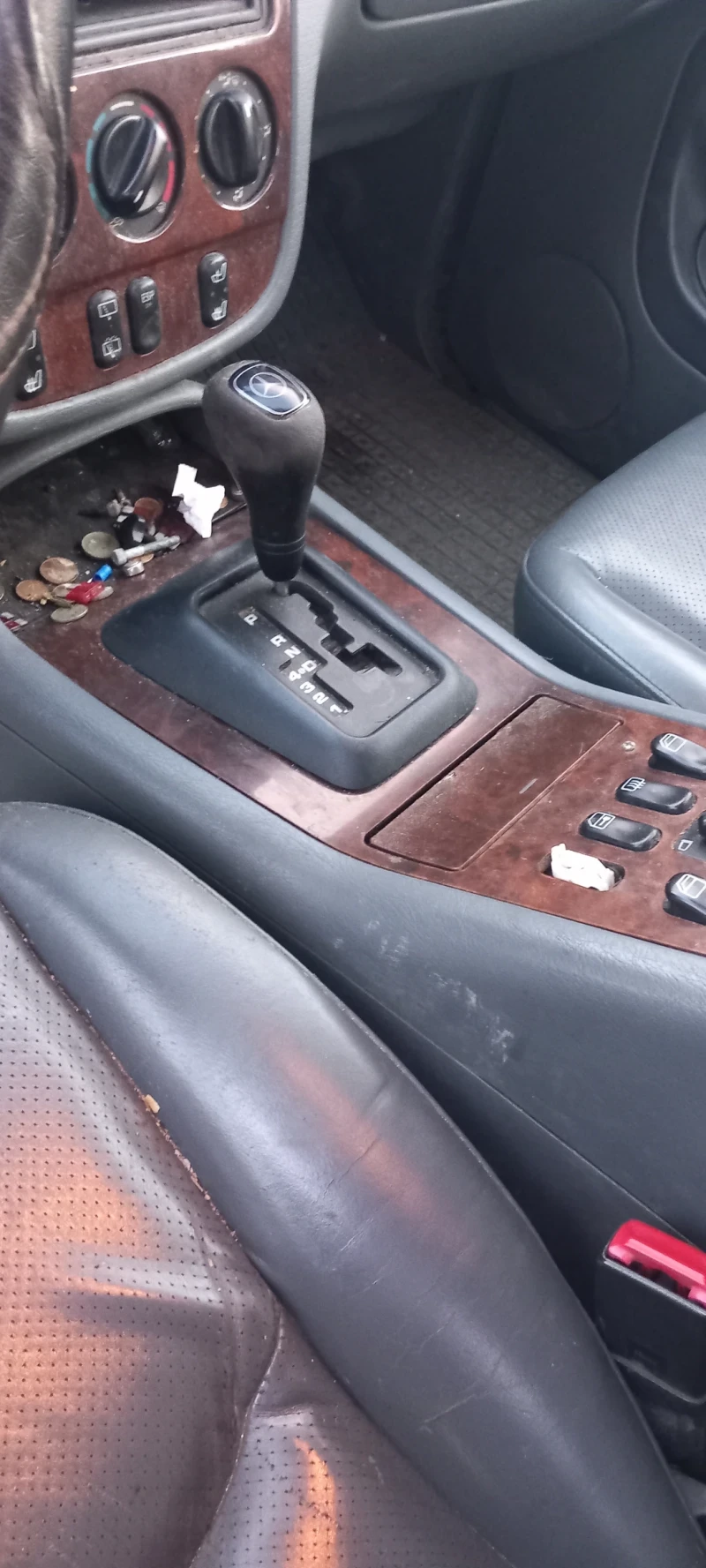 Mercedes-Benz ML 320 320, снимка 6 - Автомобили и джипове - 53588449