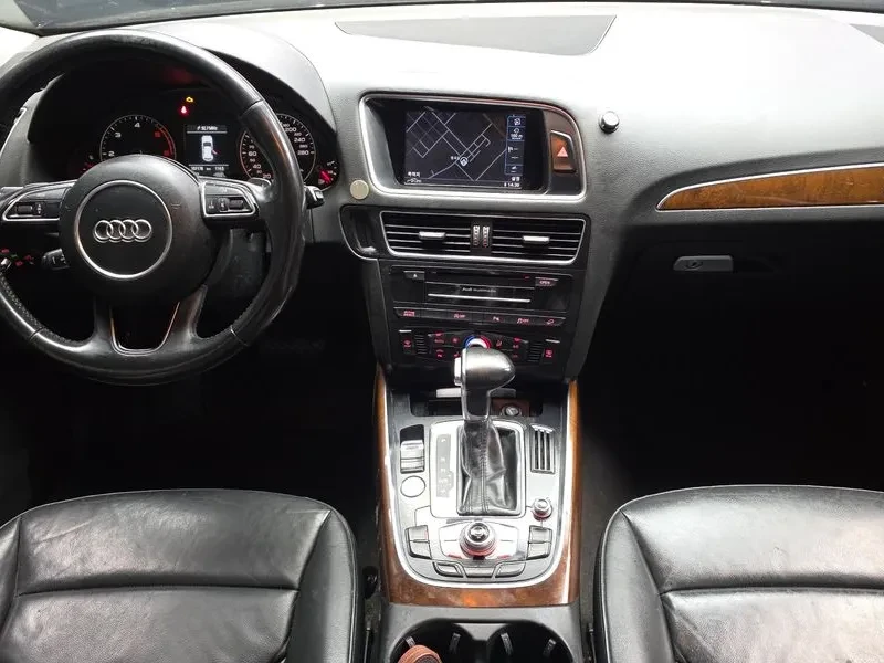 Audi Q5 3.0 TDI Quattro, снимка 7 - Автомобили и джипове - 55130851