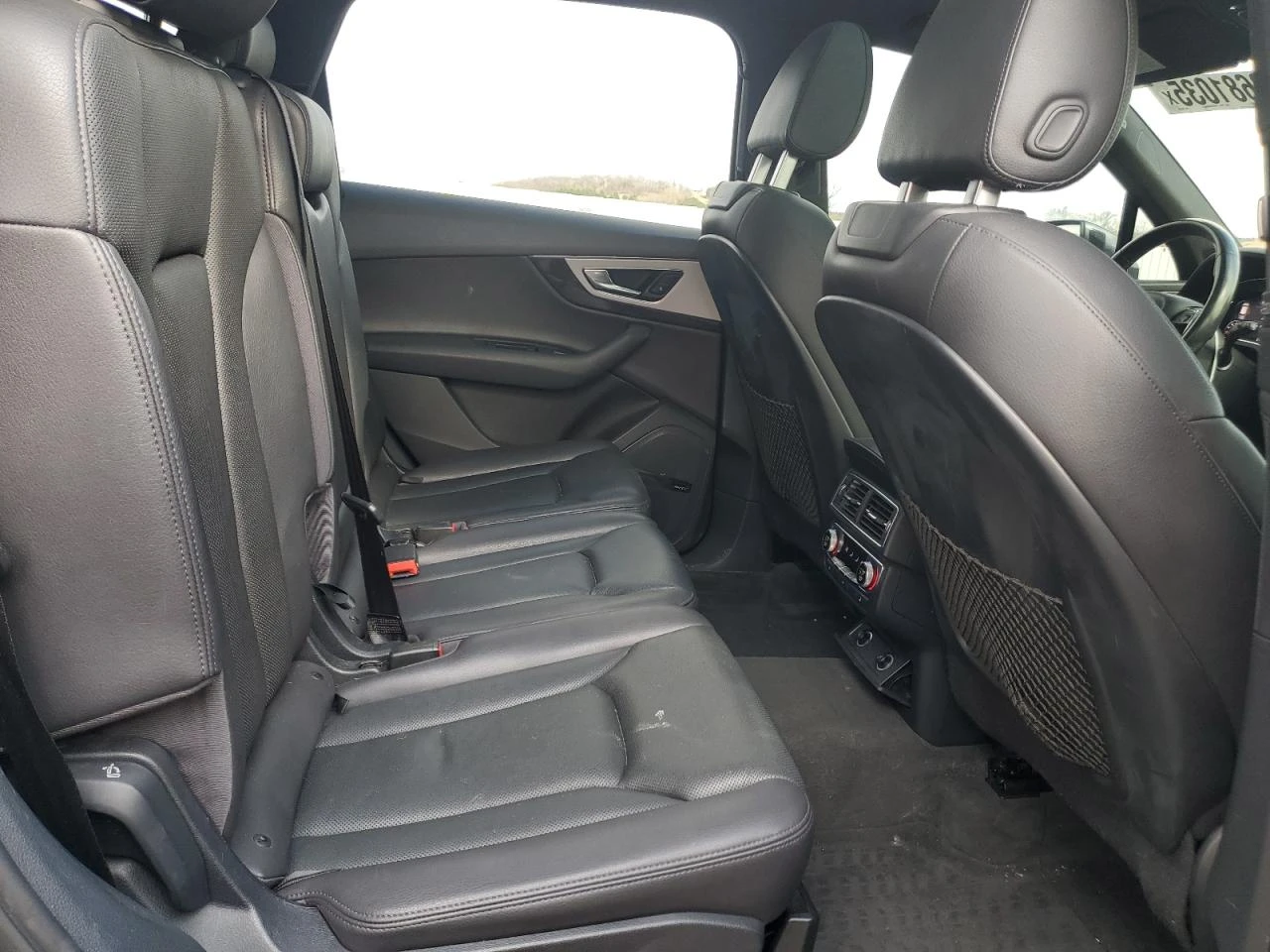 Audi Q7 KEYLESS* ПОДГРЕВ* ОБДУХВАНЕ* 360 КАМЕРИ* ПАНО - изображение 9
