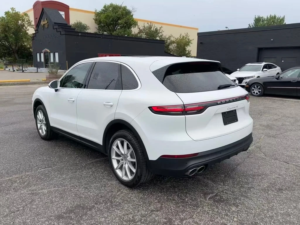 Porsche Cayenne 2020 S * CARFAX * БЕЗ ПЪРВОНАЧАЛНА ВНОСКА - изображение 8