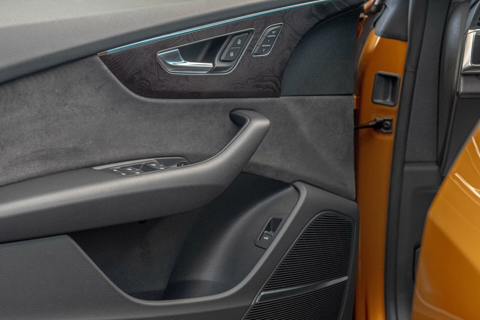 Audi Q8 50TDI/Bang&Olufsen/Обдухване/Дистроник/Камера/ - изображение 10