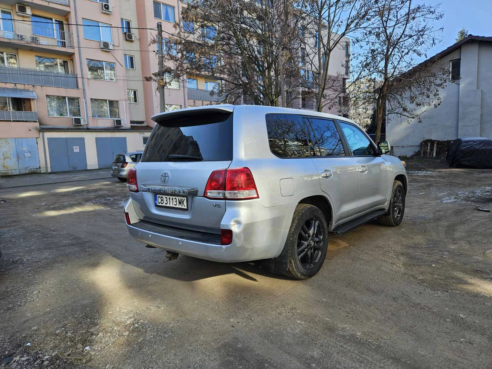 Toyota Land cruiser 200 V8, снимка 4 - Автомобили и джипове - 53865346
