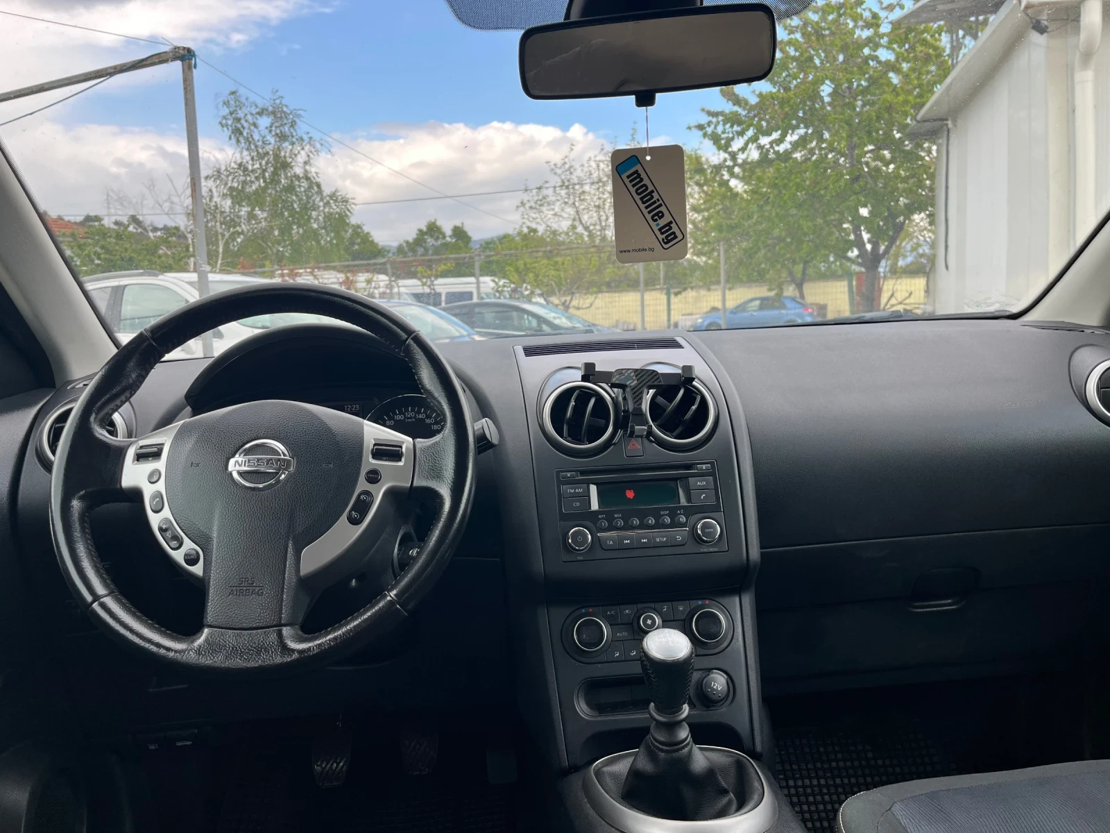 Nissan Qashqai 2.0DCI Facelift, снимка 13 - Автомобили и джипове - 54391605