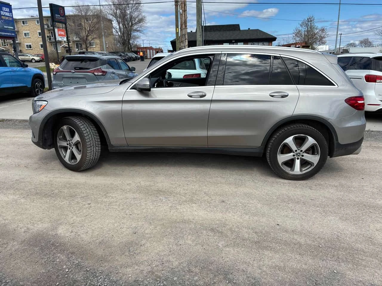 Mercedes-Benz GLC 300 * 360 * ПОДГРЕВ * ПАМЕТ * NAVI, снимка 2 - Автомобили и джипове - 54528943