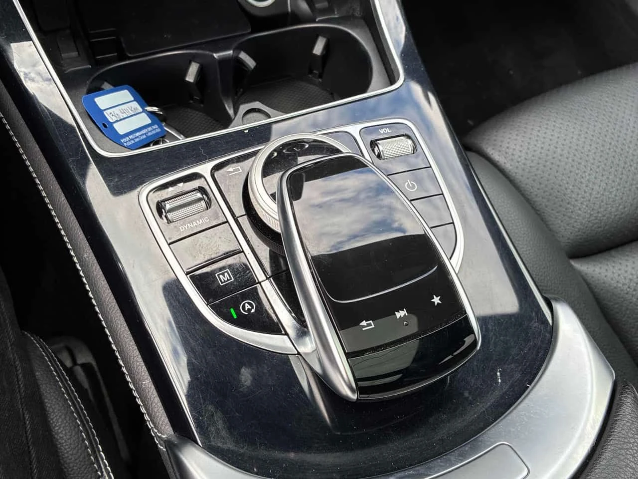 Mercedes-Benz GLC 300 * 360 * ПОДГРЕВ * ПАМЕТ * NAVI, снимка 13 - Автомобили и джипове - 54528943
