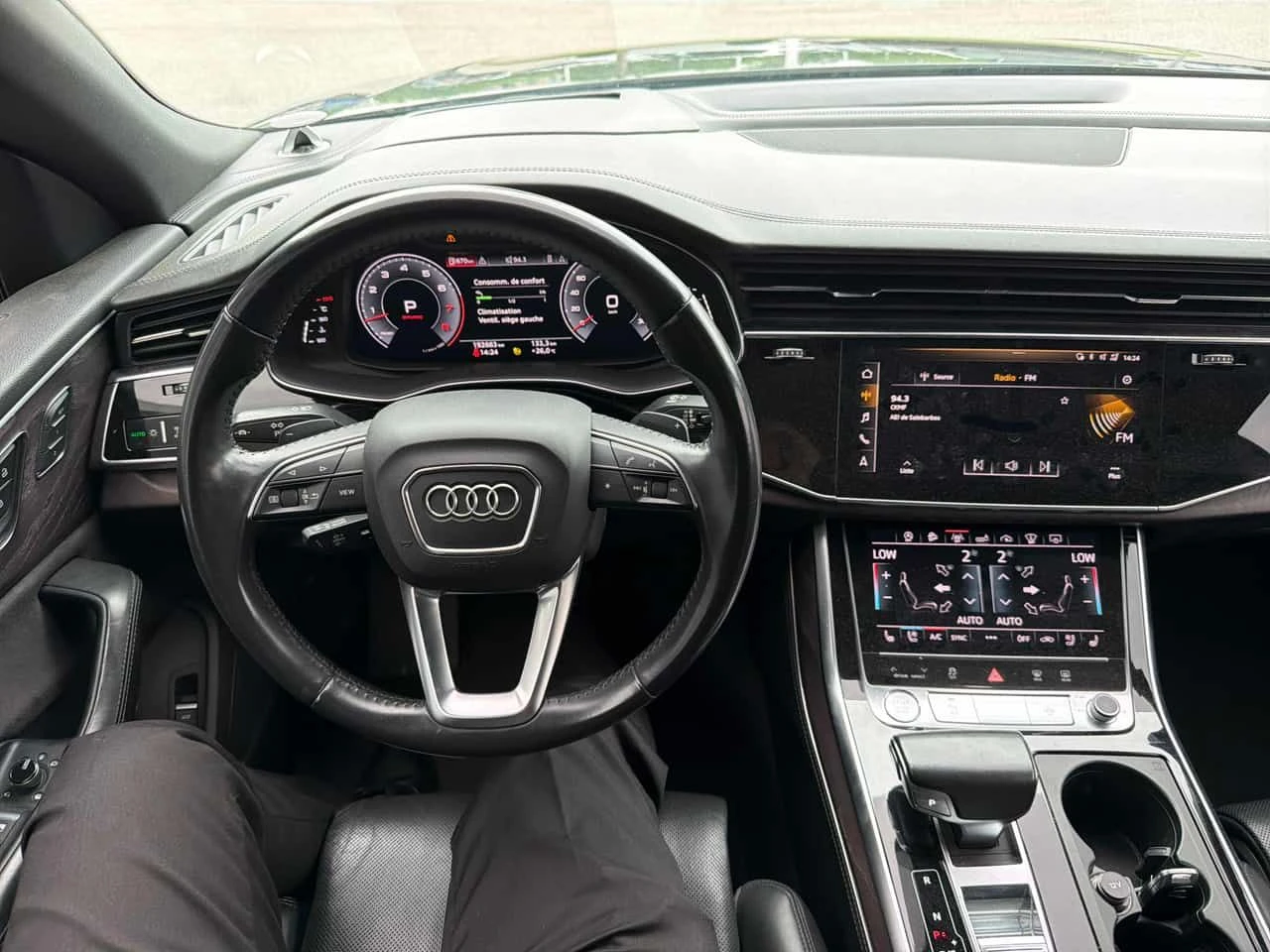 Audi Q8 Technik/360/DIS/MATRIX/АВТОКРЕДИТ, снимка 9 - Автомобили и джипове - 54858387