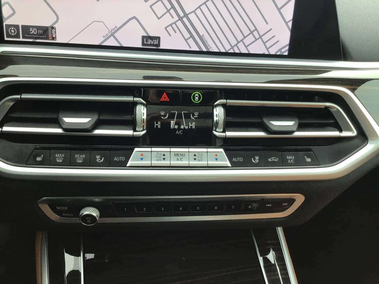 BMW X5 xDrive40i| PANO| ПОДГРЕВИ| CARFAX| AMBIENT| , снимка 12 - Автомобили и джипове - 55173848