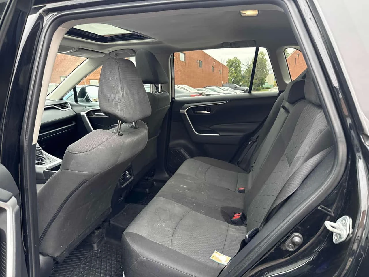 Toyota Rav4  XLE / CARFAX / АВТОКРЕДИТ / , снимка 13 - Автомобили и джипове - 55548040