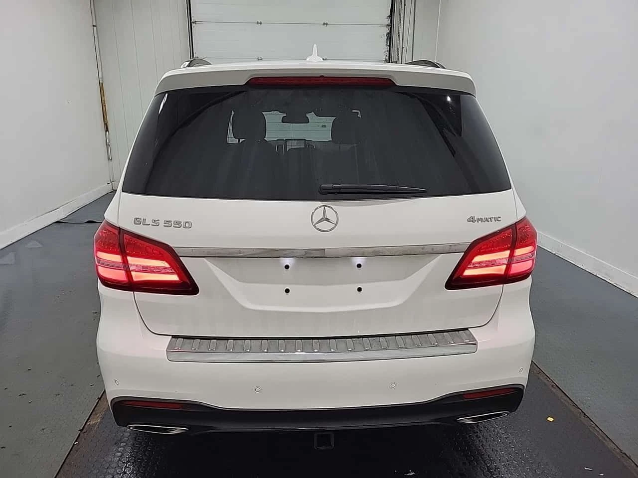 Mercedes-Benz GLS 500 * 550 * CARFAX * Без инциденти * , снимка 4 - Автомобили и джипове - 55610121