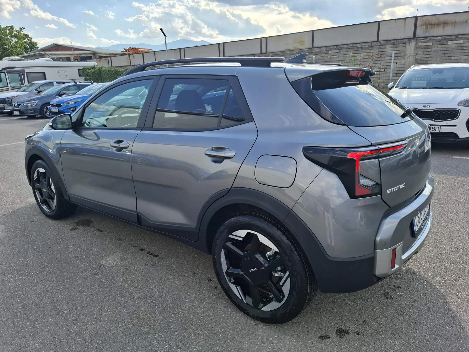Kia Stonic 1.0 Турбо Гаранция, снимка 6 - Автомобили и джипове - 55888824