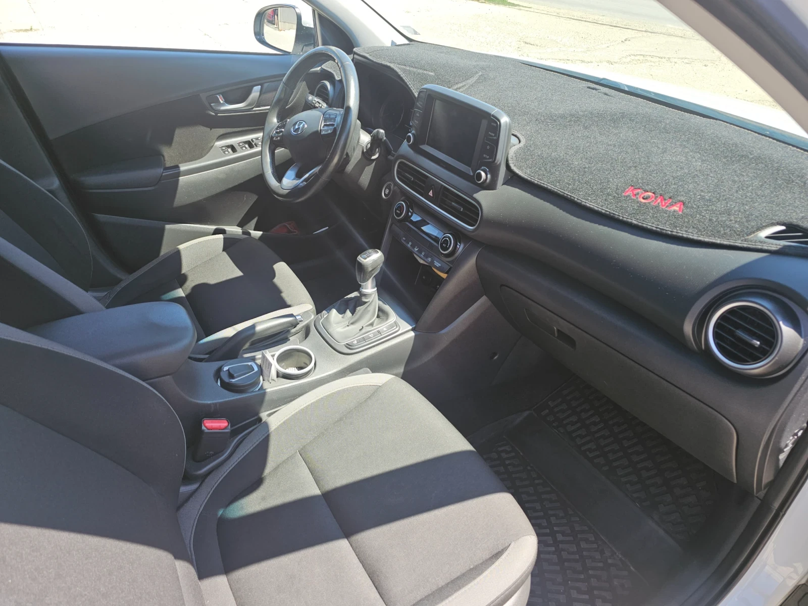 Hyundai Kona, снимка 9 - Автомобили и джипове - 56549129