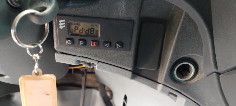 Iveco Daily 35C15 бордово, снимка 14 - Бусове и автобуси - 50812886