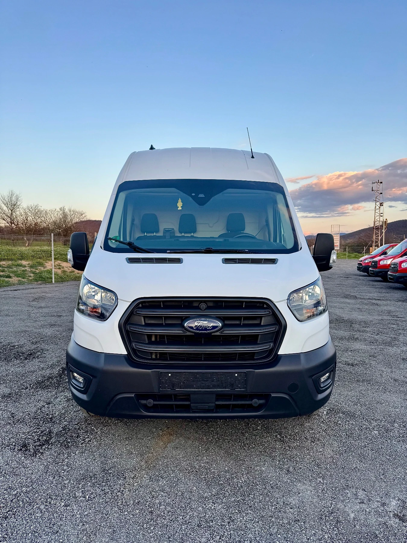 Ford Transit 2.2 TDCI MAXI, EURO 6 , Клима, НЕРАЗЛИЧИМ ОТ НОВ !, снимка 2 - Бусове и автобуси - 54116026