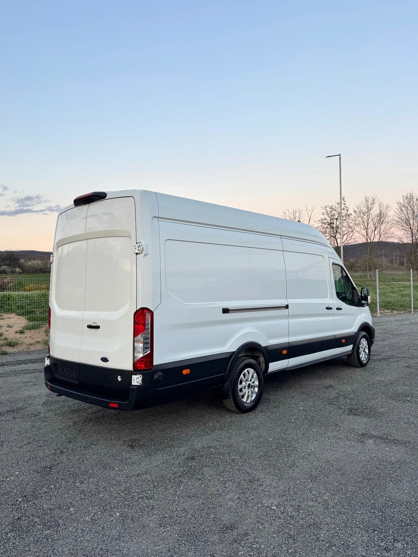Ford Transit 2.2 TDCI MAXI, EURO 6 , Клима, НЕРАЗЛИЧИМ ОТ НОВ !, снимка 7 - Бусове и автобуси - 54116026