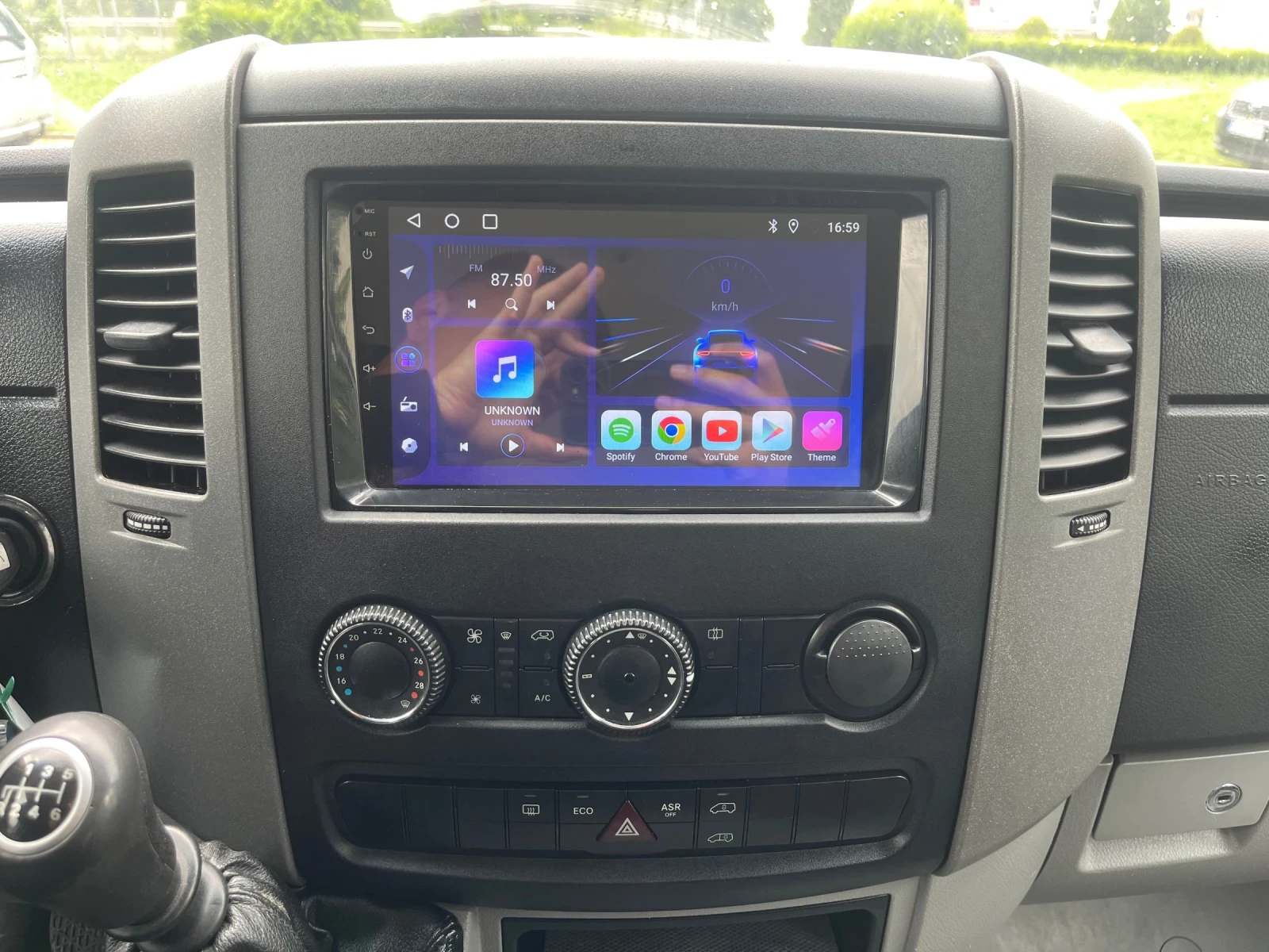 Mercedes-Benz Sprinter 316 CDI/ 9 места/ клима/ топ състояние, снимка 8 - Бусове и автобуси - 54688199