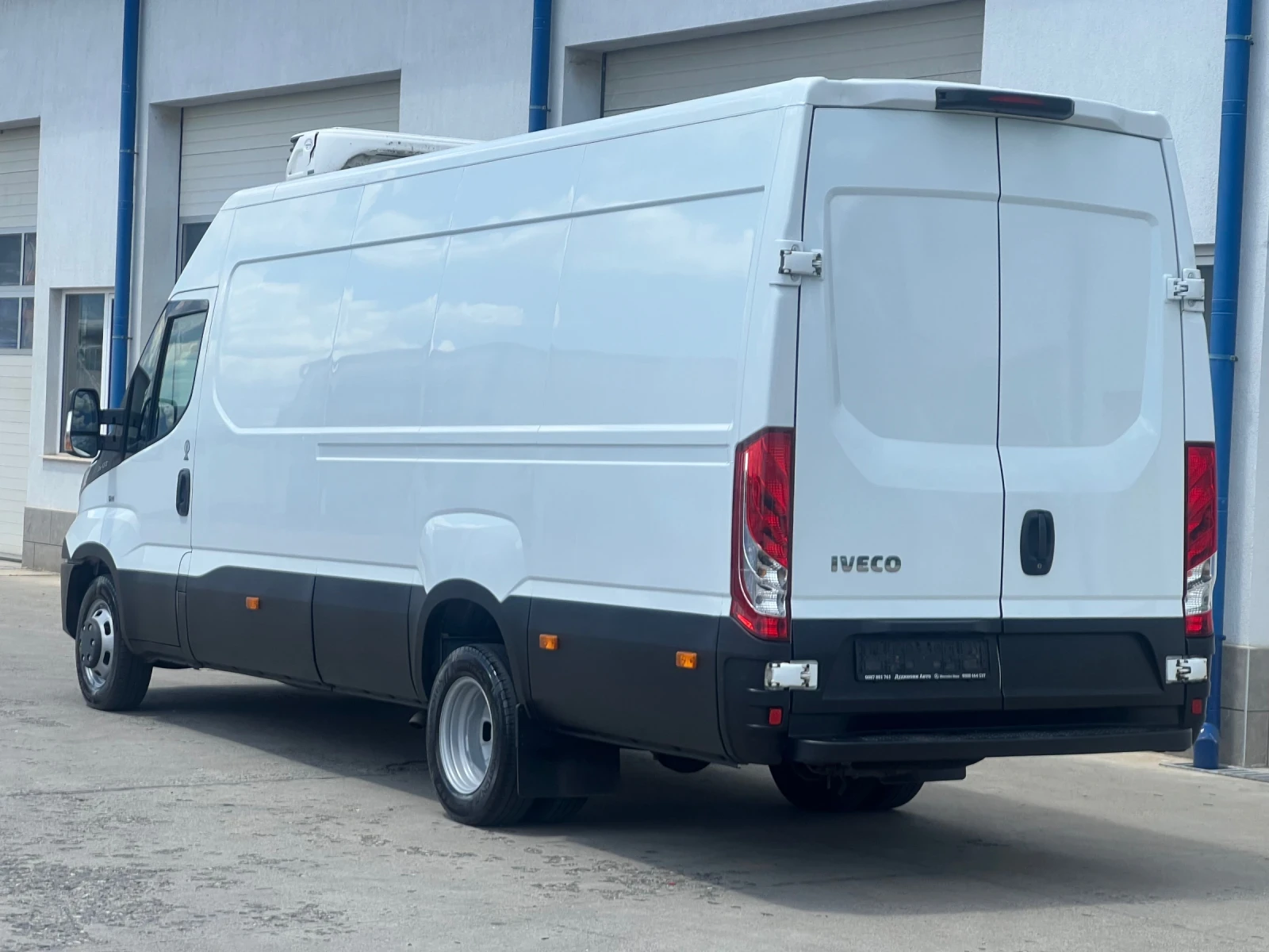 Iveco Daily 35c17 Хладилен 3.0L-170к.с Климатроник N1, снимка 5 - Бусове и автобуси - 54970823