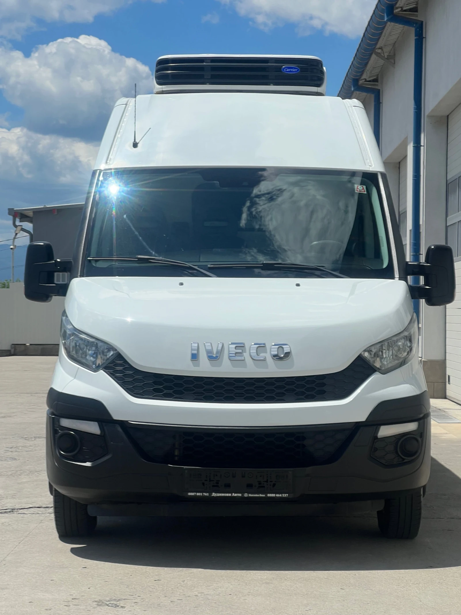 Iveco Daily 35c17 Хладилен 3.0L-170к.с Климатроник N1, снимка 2 - Бусове и автобуси - 54970823