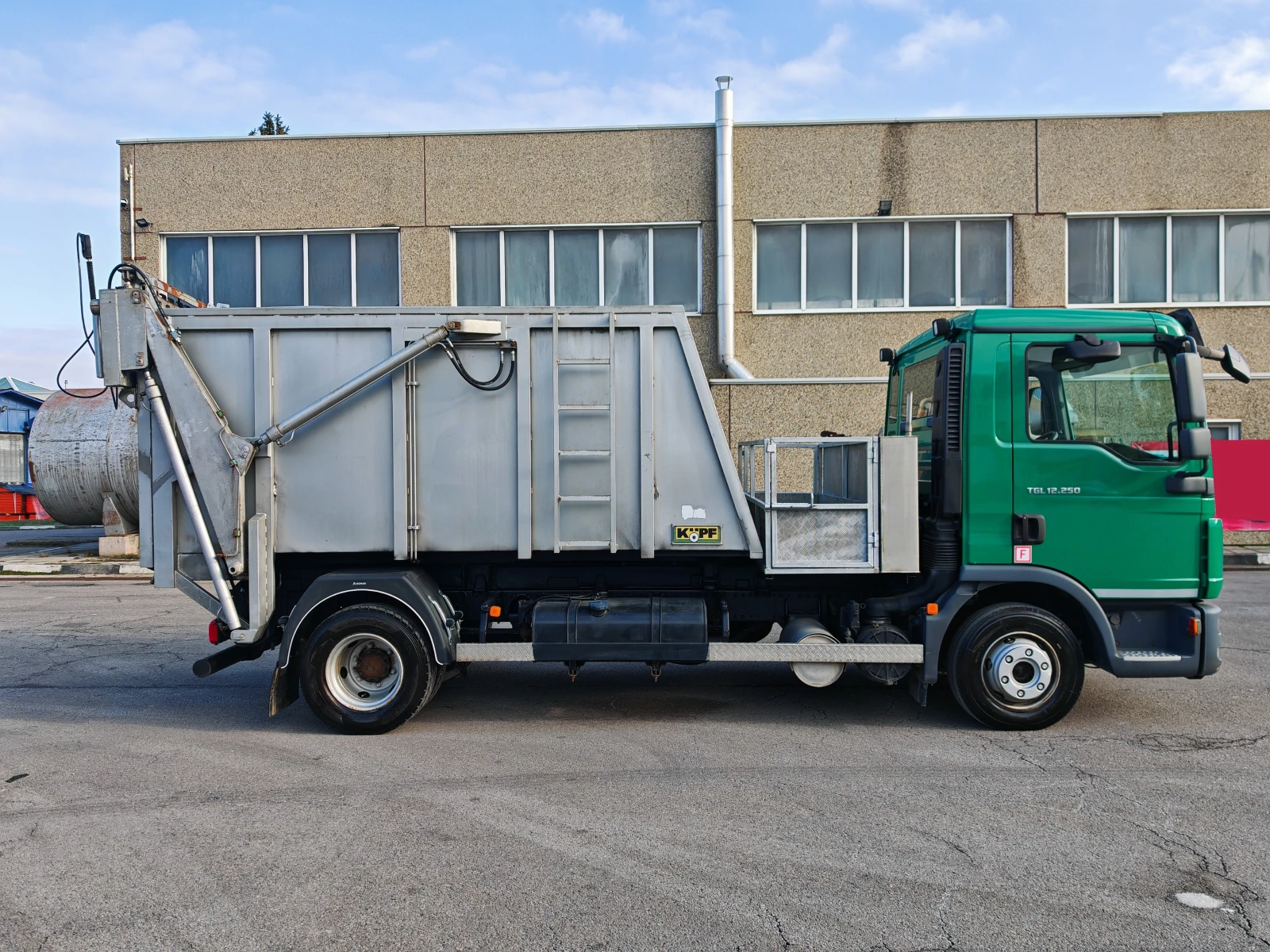 Man Tgl 12.250-ЕСКАРИСАЖЕН-ЕВРО 5, снимка 4 - Камиони - 54348745