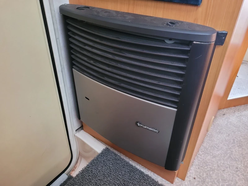 Кемпер Fiat Ducato, снимка 15 - Каравани и кемпери - 51186124