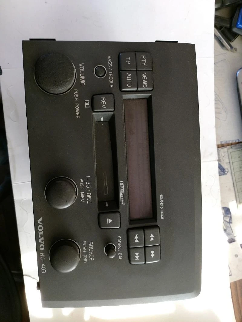 Интериор и аксесоари за Volvo V40