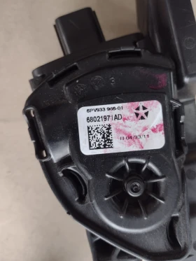 68021971AD     JEEP GRAND CHEROKEE  6PV933966-01   934097-00 | Mobile.bg    2