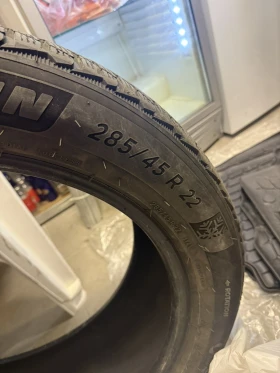 Гуми Зимни 325/40R22, снимка 6