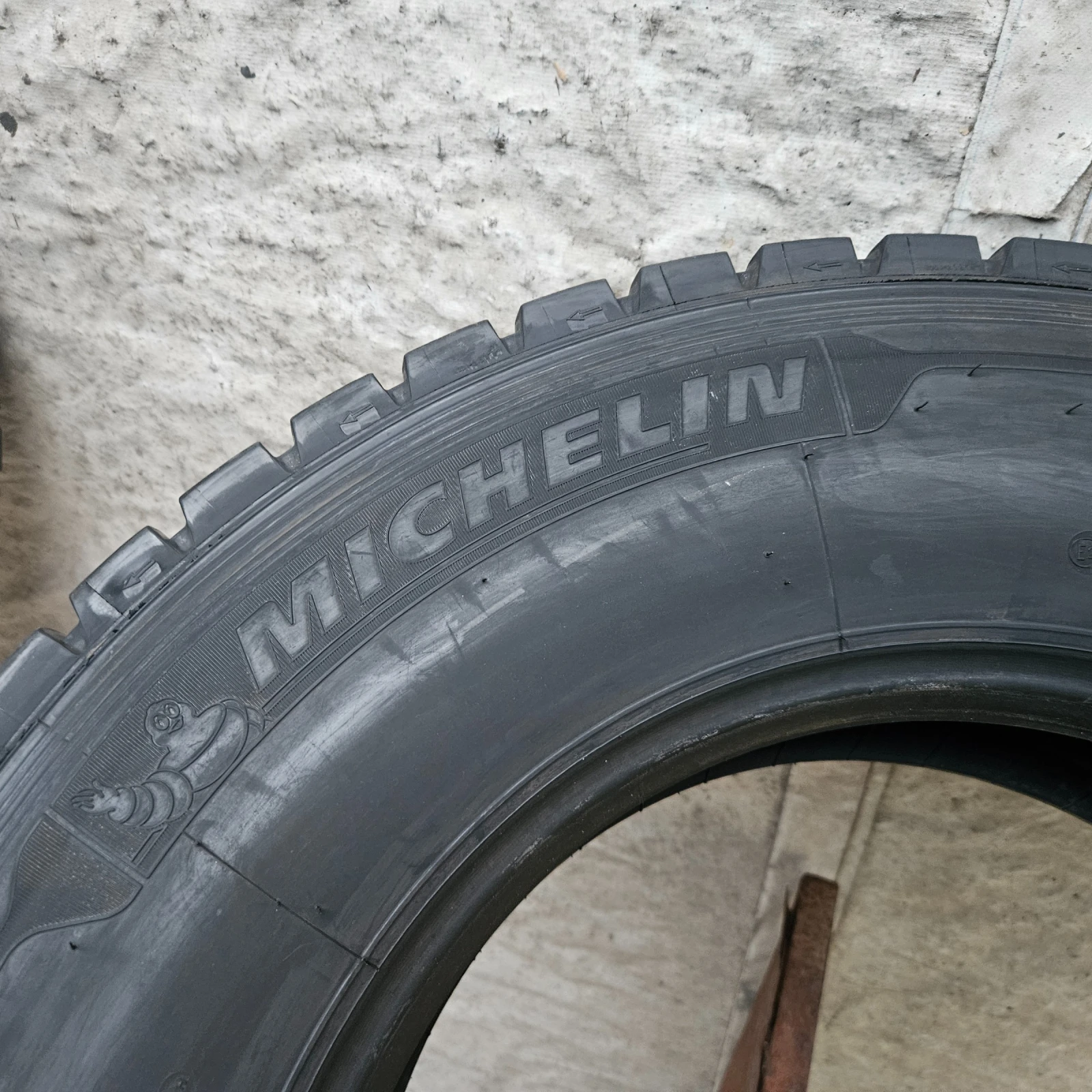 ���� 275/80R22.5 | Mobile.bg � ����������� 10