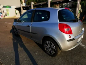 Renault Clio Бензин, снимка 3